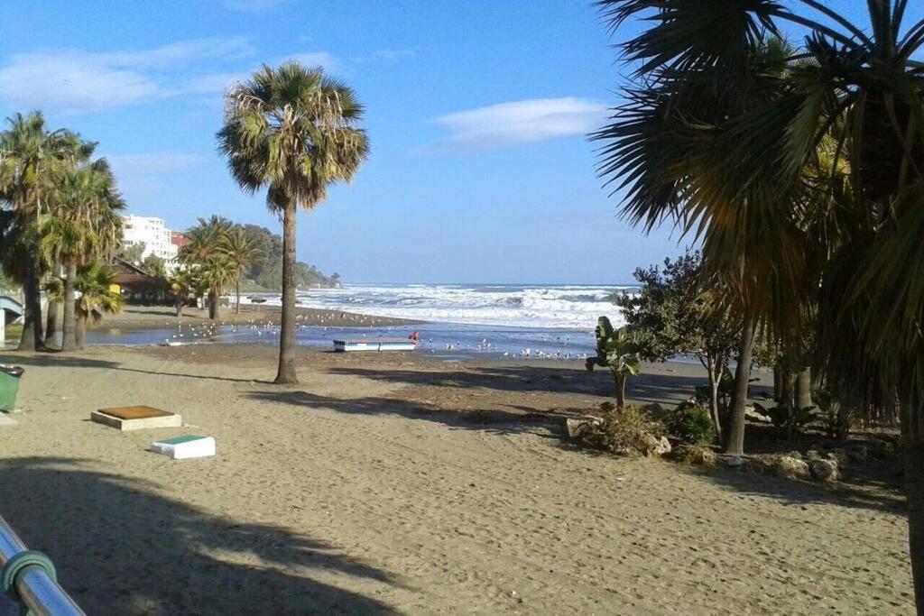 Playa Escollera Estepona Exterior foto