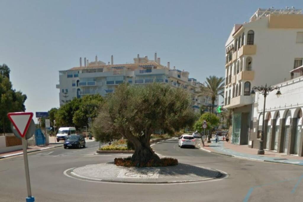 Playa Escollera Estepona Exterior foto